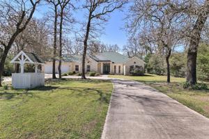 45 Meadowood Drive