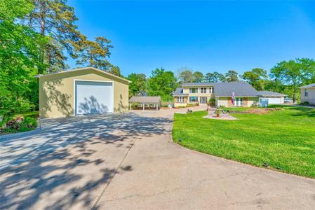 119 Lake Drive