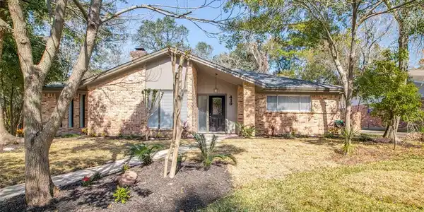 419 Willow Vista Drive