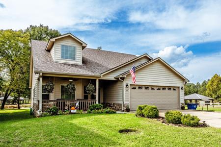 14 Wildwood Lake Dr