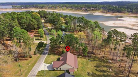 647 Shoreline Drive