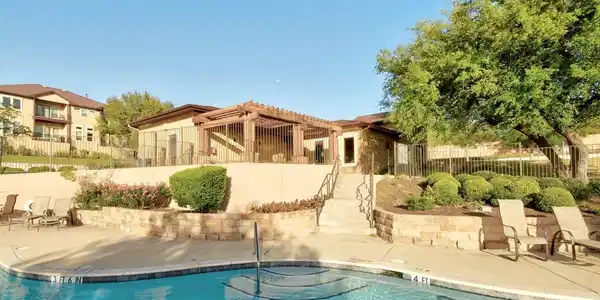 Image 3: Relax in the pool
