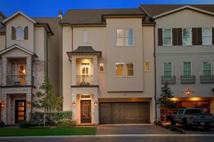 15 Waterton Cove Place