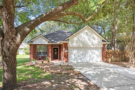 11366 Glenforest Dr