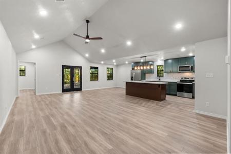 118 N Village Cove Loop