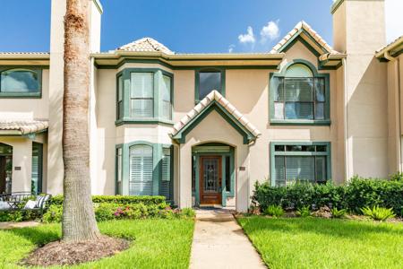 458 Mariners Drive