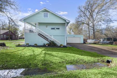 114 Holiday Lane