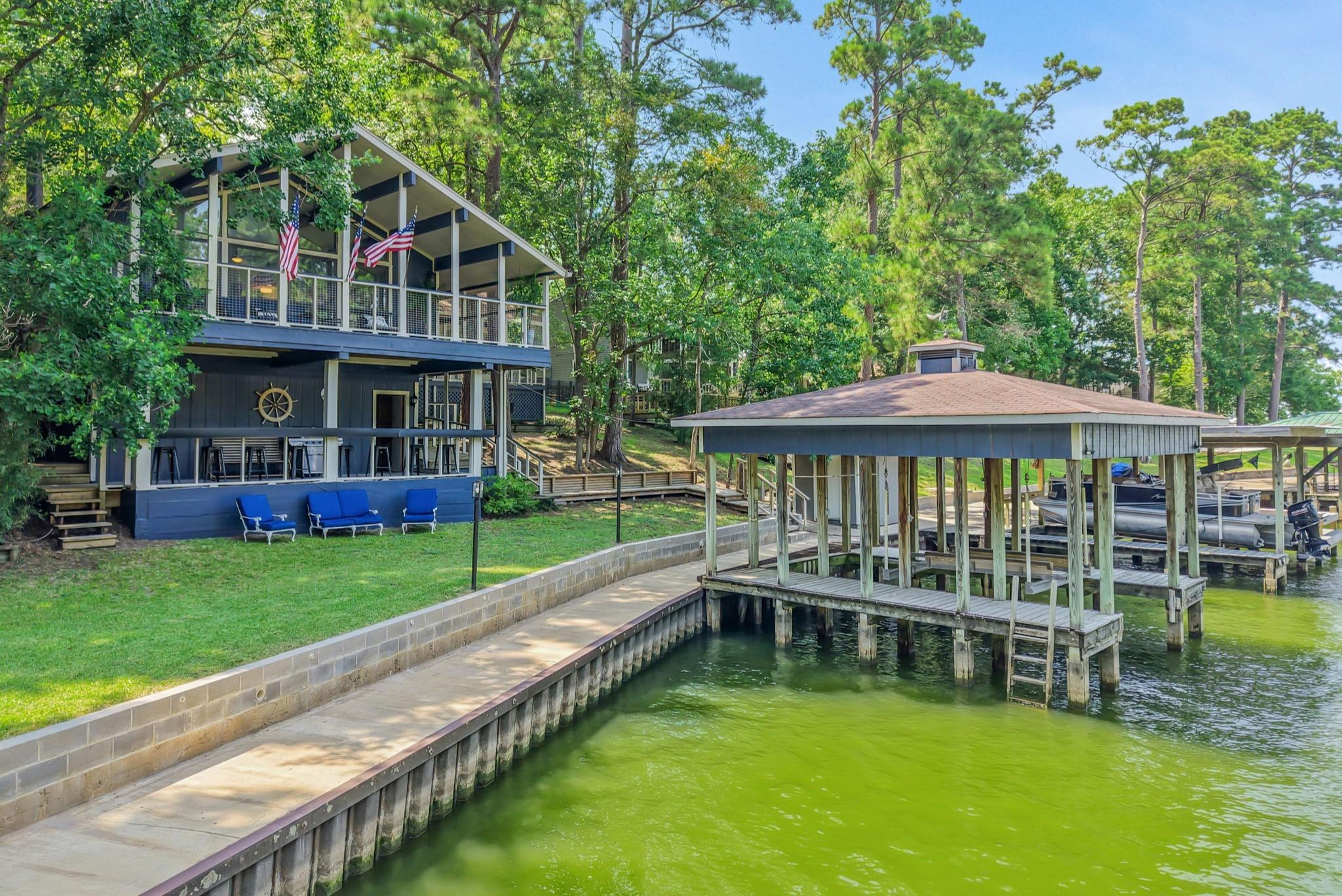 Image 1: Welcome to 511 N Forest Cove Loop in the gated com