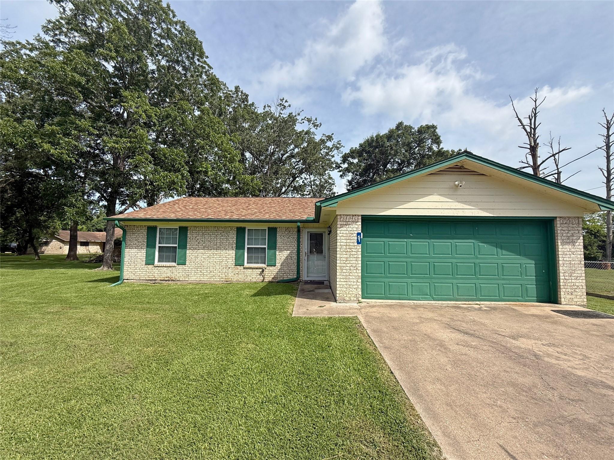 Image 2: Double wide driveway