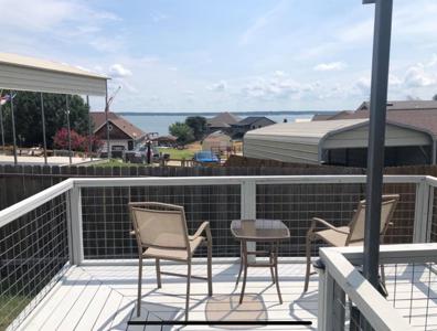 320 Coco Loop