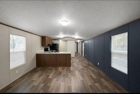 261 Hunters Glen