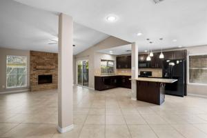 10 W Broken Oak Court