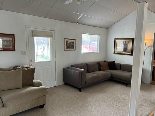 Image 4: Living room