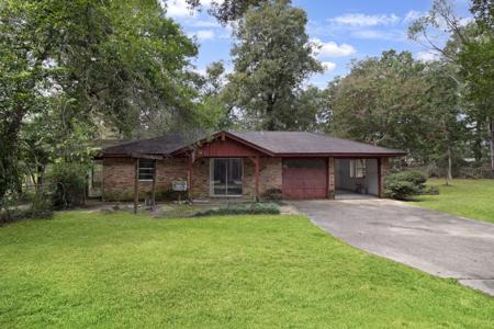 11430 US Highway 190 E