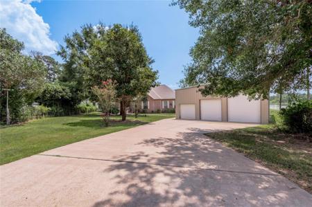 206 Lake Front Drive
