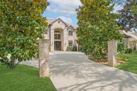 4302 Weston Drive