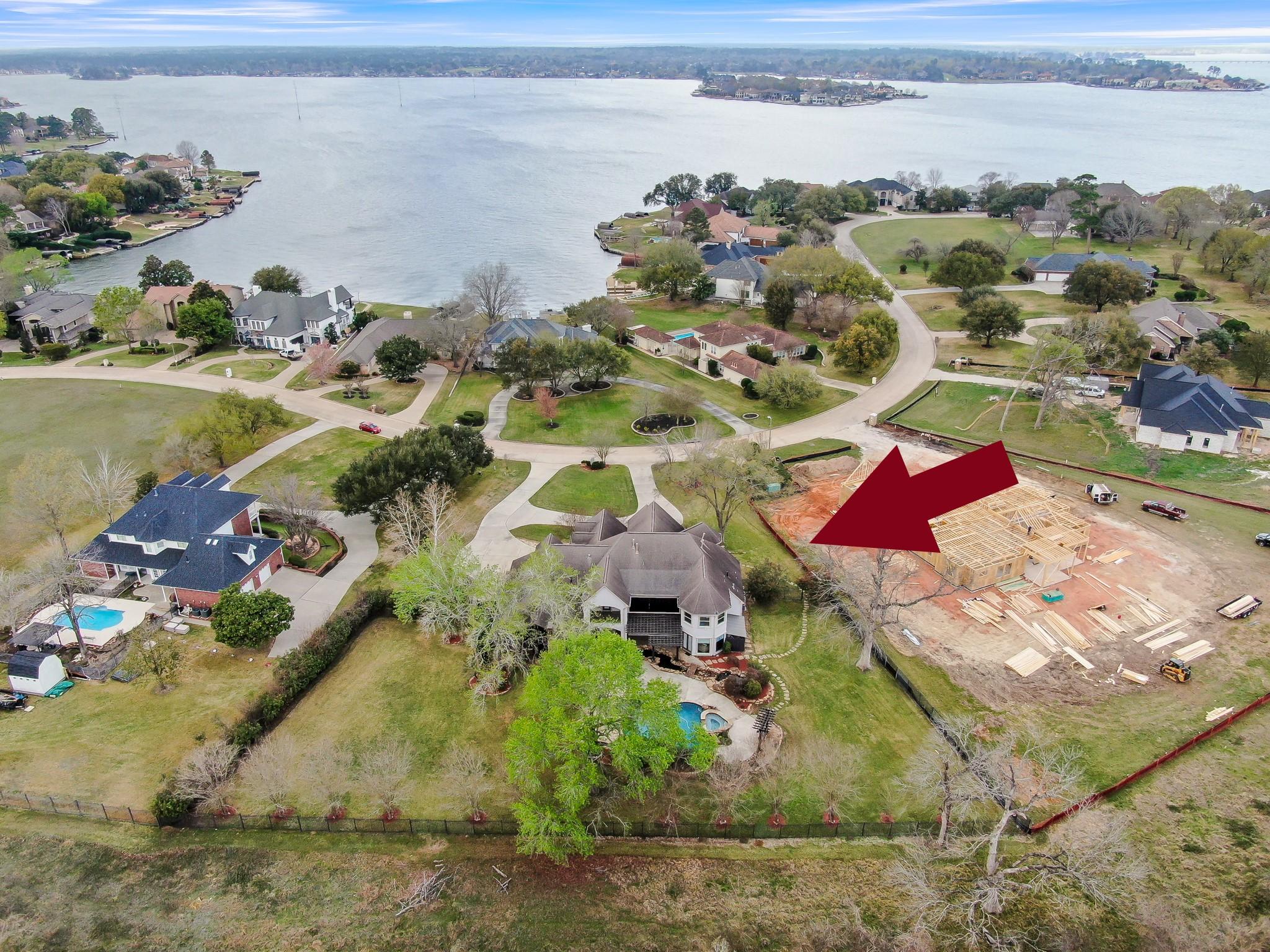 Image 3: A 1.18 acre lot with fully fenced back yard.