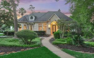 10 Acorn Cluster Court