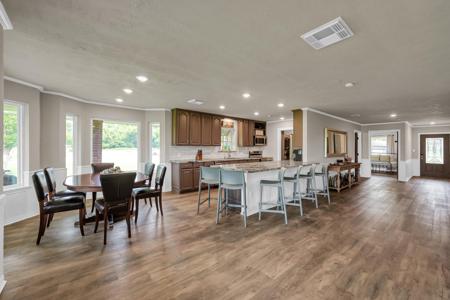 361 S Lakeside Drive