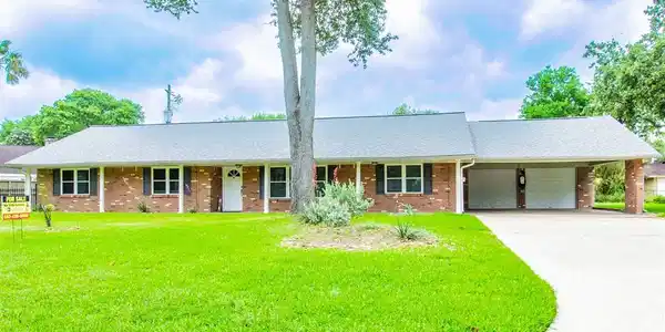 1051 Shorewood Drive