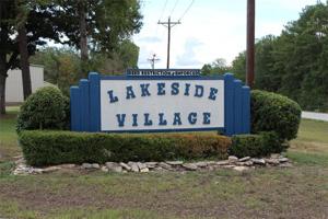 210 WEST LAKESIDE Drive