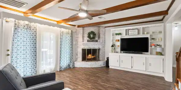 211 Cedar Lane