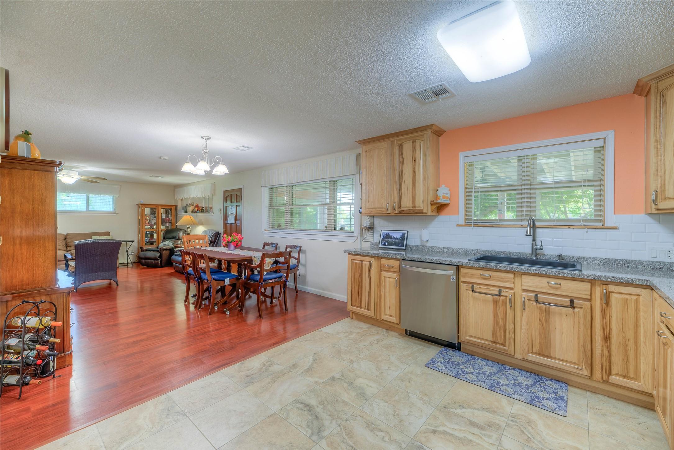 Image 3: Large kitchen looking into dining room