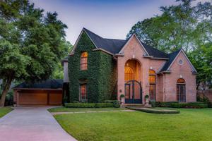 15 Wood Cove Drive