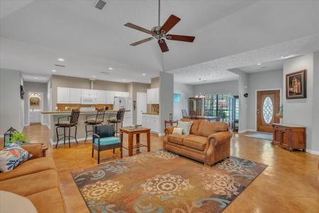 3015 Fitzgerald Drive