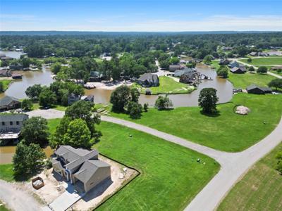 5 Wild Iris Court