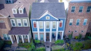 39 E Breezy Way