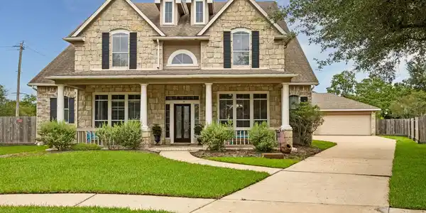 3757 Coral Reef Drive