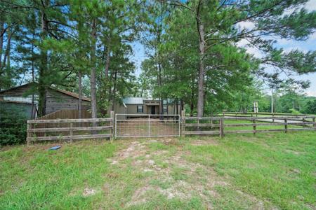280 Oak Ridge Drive
