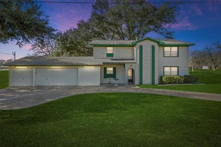 19 Fairway Drive