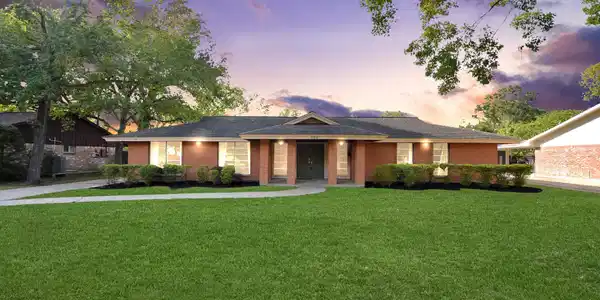 823 Timber Cove Drive