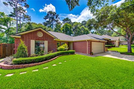 13823 Fountainview Drive