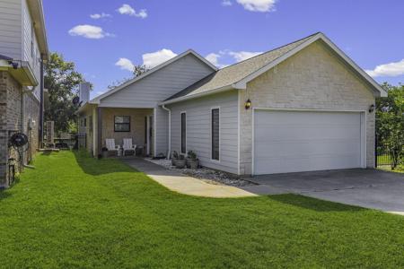 185 Bayview Lane