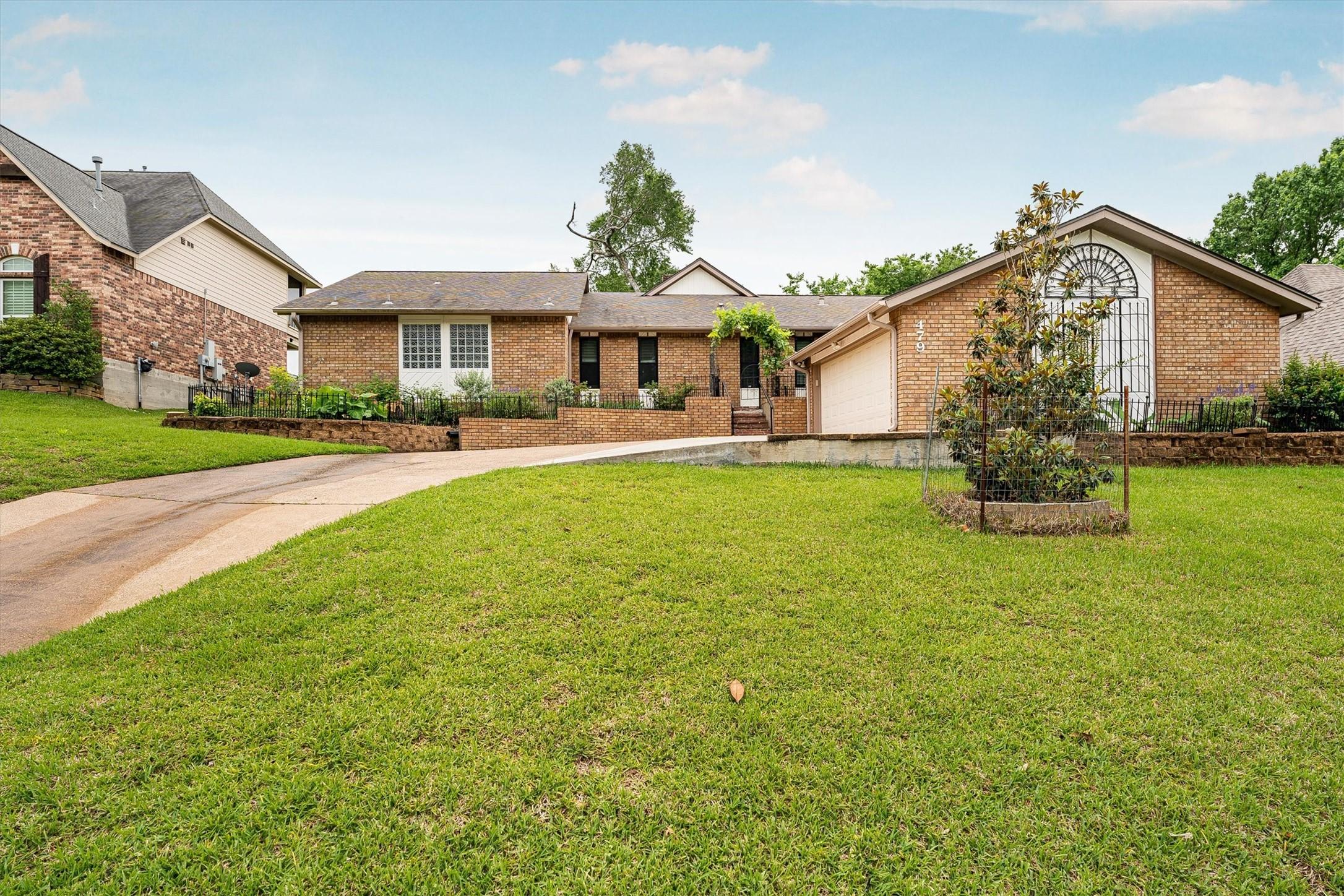 Image 1: Welcome to 479 Cherry Hills Drive!