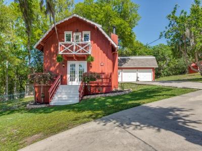 10 Elm Ridge Circle