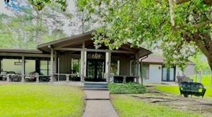 556 Longleaf Drive
