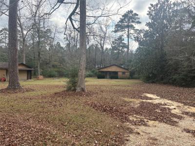 305 Ivanhoe Estates Drive E