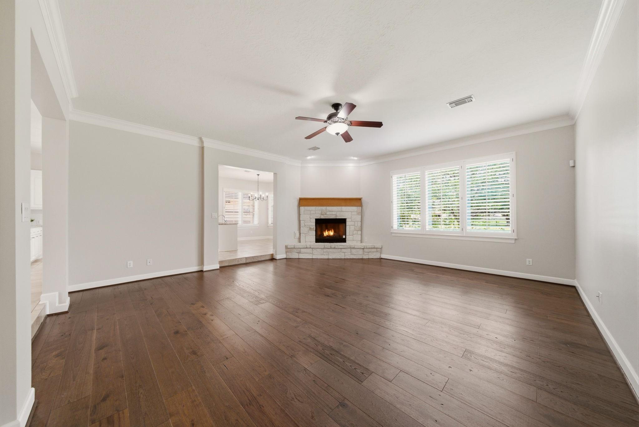 Image 4: The living room is conveniently positioned just of