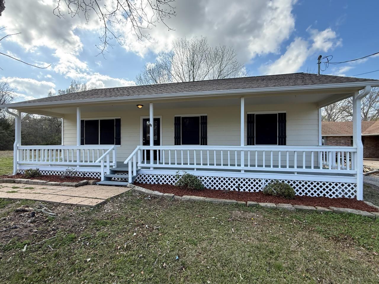 Image 2: Front