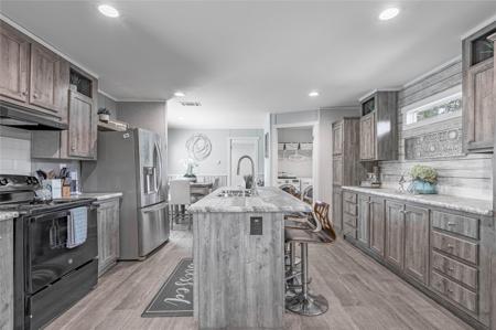 844 Harbor Point Drive