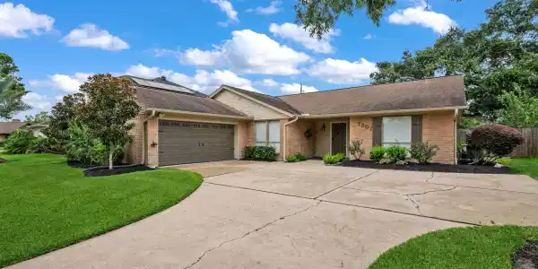 1307 Creek Hollow Drive