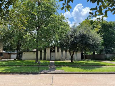 4102 Honey Oaks Drive
