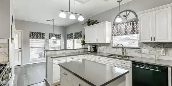 4102 Lakepointe Forest Drive