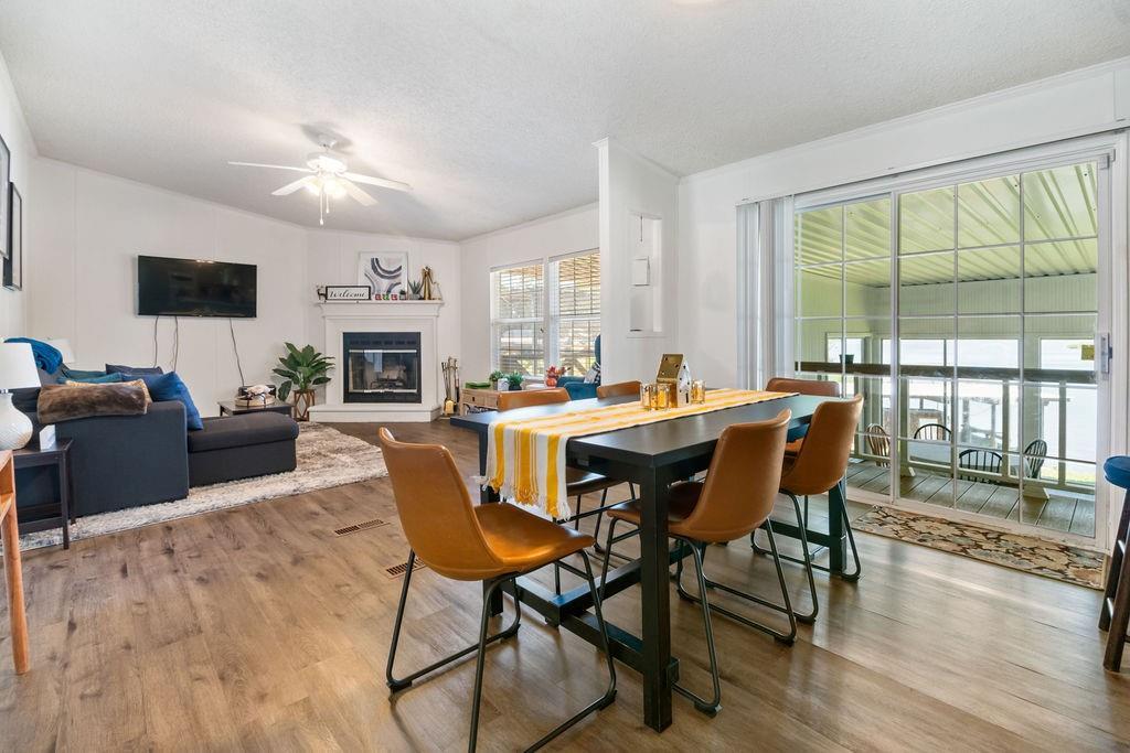 131 Prescott Drive, Onalaska, TX lhrmls01666929