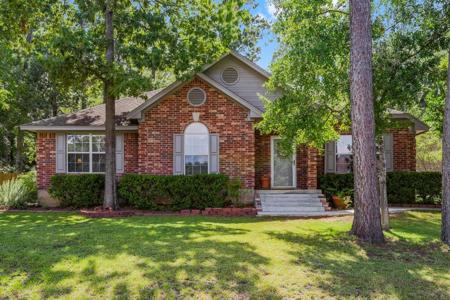 631 Lake Grove Drive