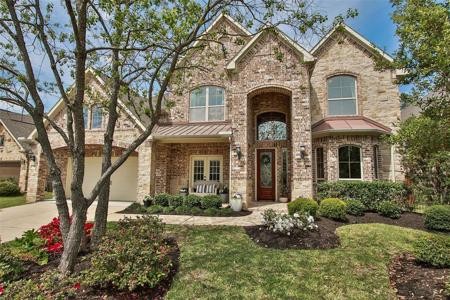 38 E Cresta Bend Place